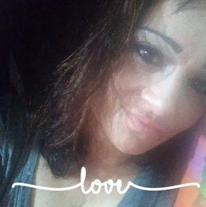 Meet your Posher, Carolyn